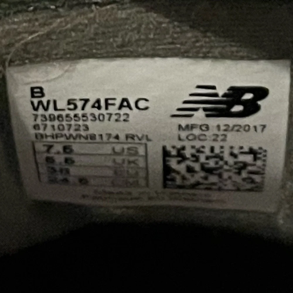 Womens New Balance 574 Military Foliage Green Size 7.5 - Picture 7 of 8